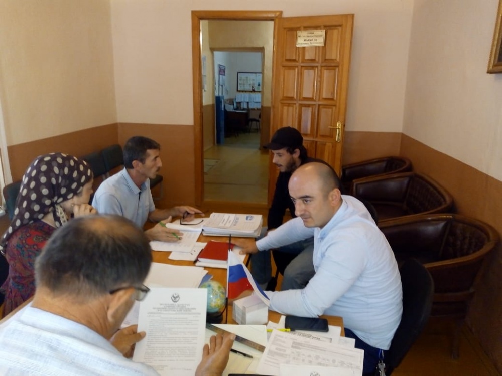 Отдел АТК Хасавюртовского района проводит реализацию мероприятий Комплексного плана противодействия идеологии терроризма в РФ на 2019 – 2023 г.