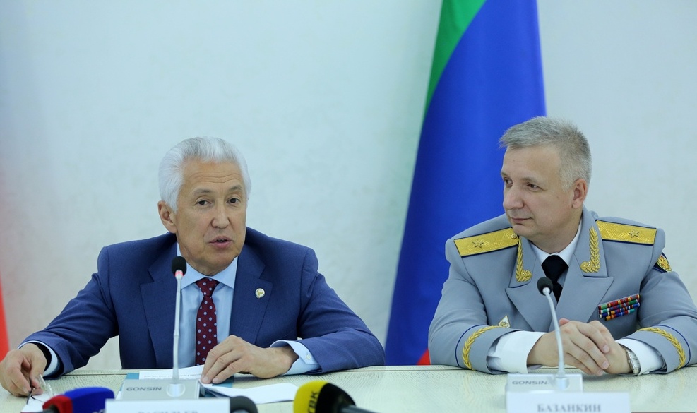 Владимир Васильев: «В Дагестане любят, уважают и ценят тех, кто защищает свою Родину!»