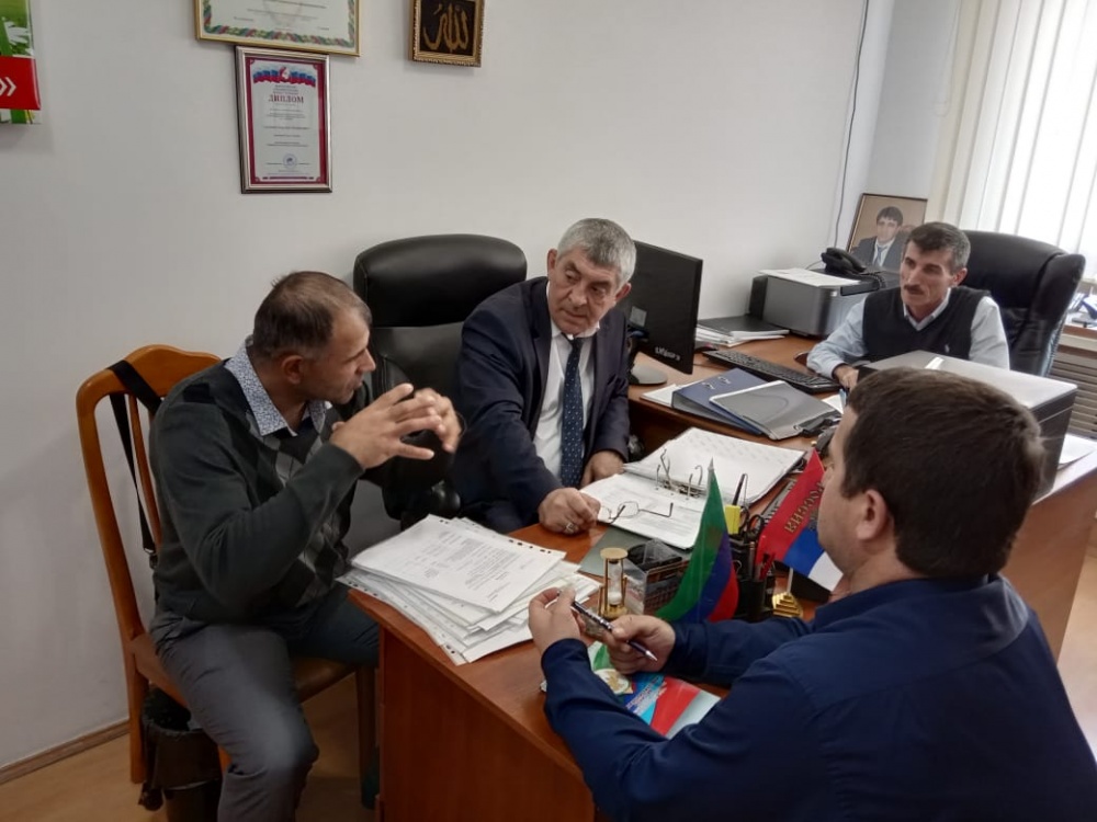 Рабочая группа отдела АТК Хасавюртовского района продолжает комплексную проверку деятельности антитеррористических комиссий  поселений муниципалитета.