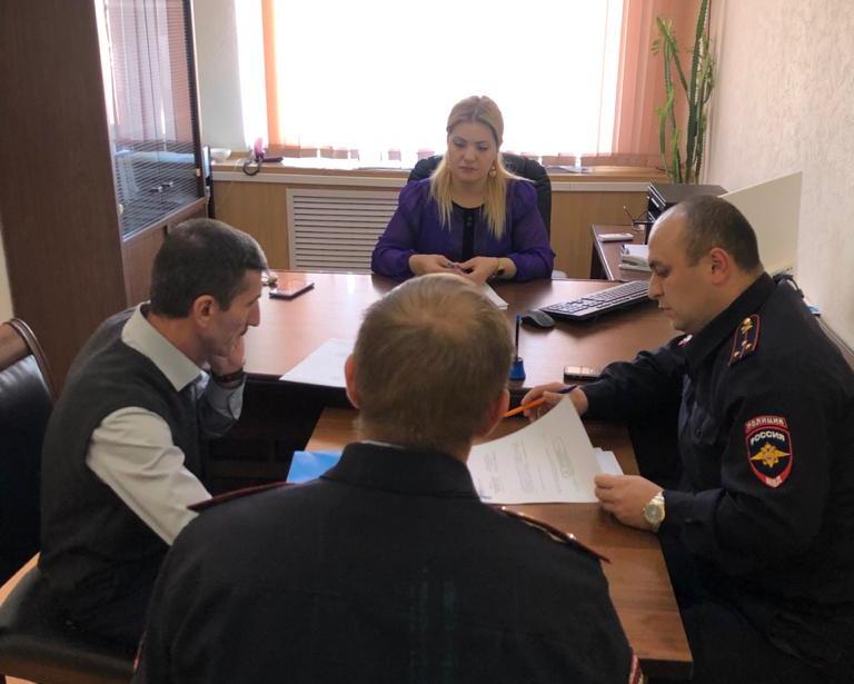 В администрации Хасавюртовского района  подвели итоги  межведомственной профилактической операции «Защита».