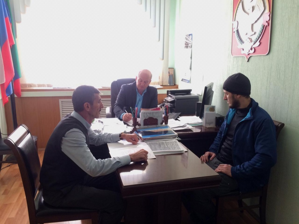 Рабочая группа АТК  Хасавюртовского  района провела очередную профилактическую встречу с выделенной категорией лиц