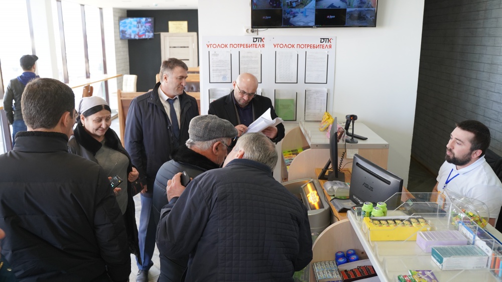 Рабочая межведомственная Комиссия администрации Хасавюртовского района  провела рейдовые мероприятия по проверке деятельности АЗС
