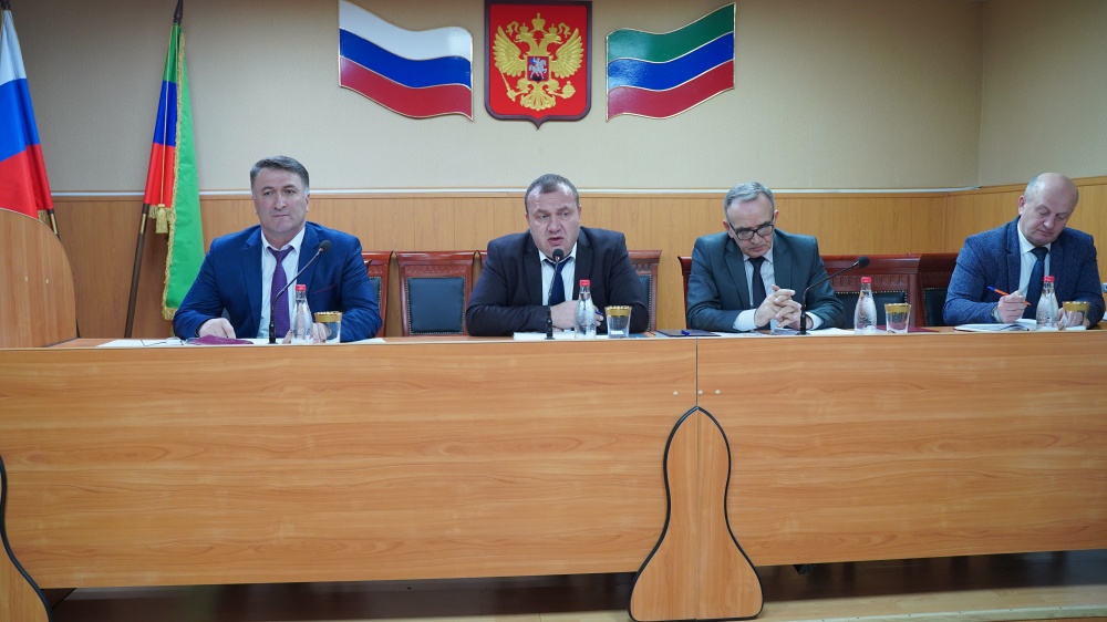 В администрации Хасавюртовского района обсудили ход мероприятий по предупреждению завоза и распространения короновирусной инфекции