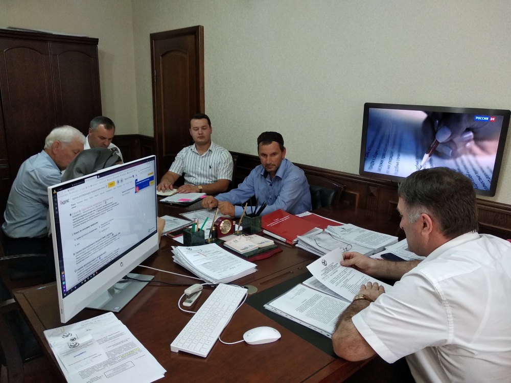 В администрации Хасавюртовского района состоялось совещание консультативного Совета по экспертизе НПА
