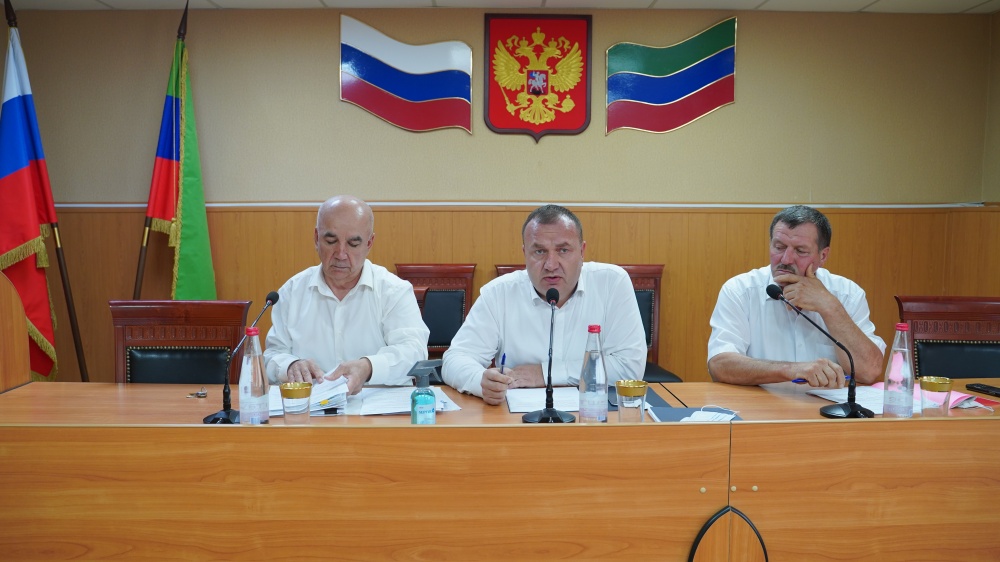 В Хасавюртовском районе состоялась последняя сессия Собрания депутатов муниципального района шестого созыва
