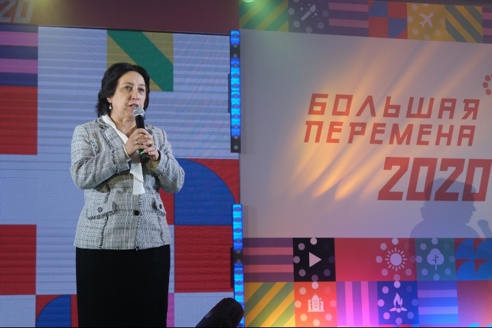 Ученицы Хасавюртовского района принимают участие в полуфинале Всероссийского конкурса «Большая перемена»
