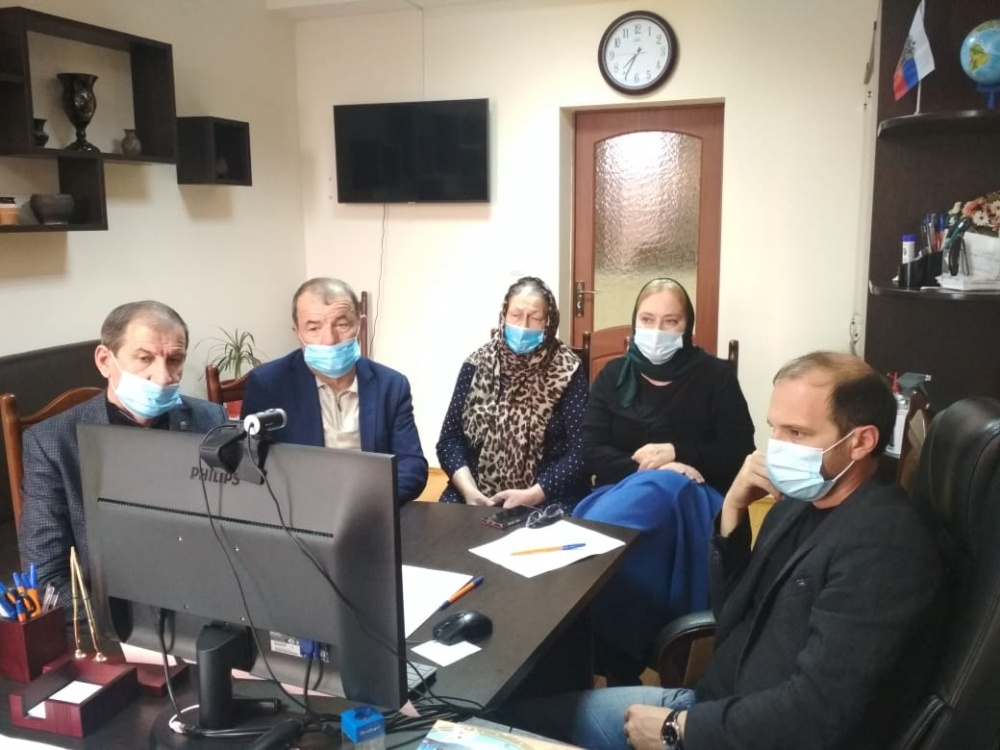 Работники управления культуры Хасавюртовского района приняли участие в работе ВКС под руководством Мариты Мугадовой