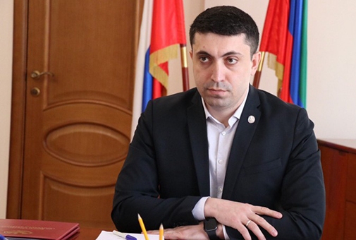 Министерство  по делам молодежи РД выразило Благодарность Главе Хасавюртовского района за личный вклад в патриотическое воспитание молодежи