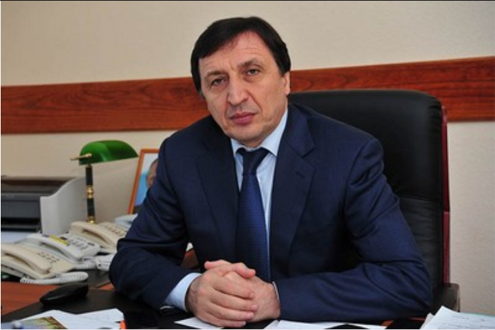 Председатель Совета ректоров ВУЗов РД  поздравил  Главу Хасавюртовского района с наступающим Новым годом