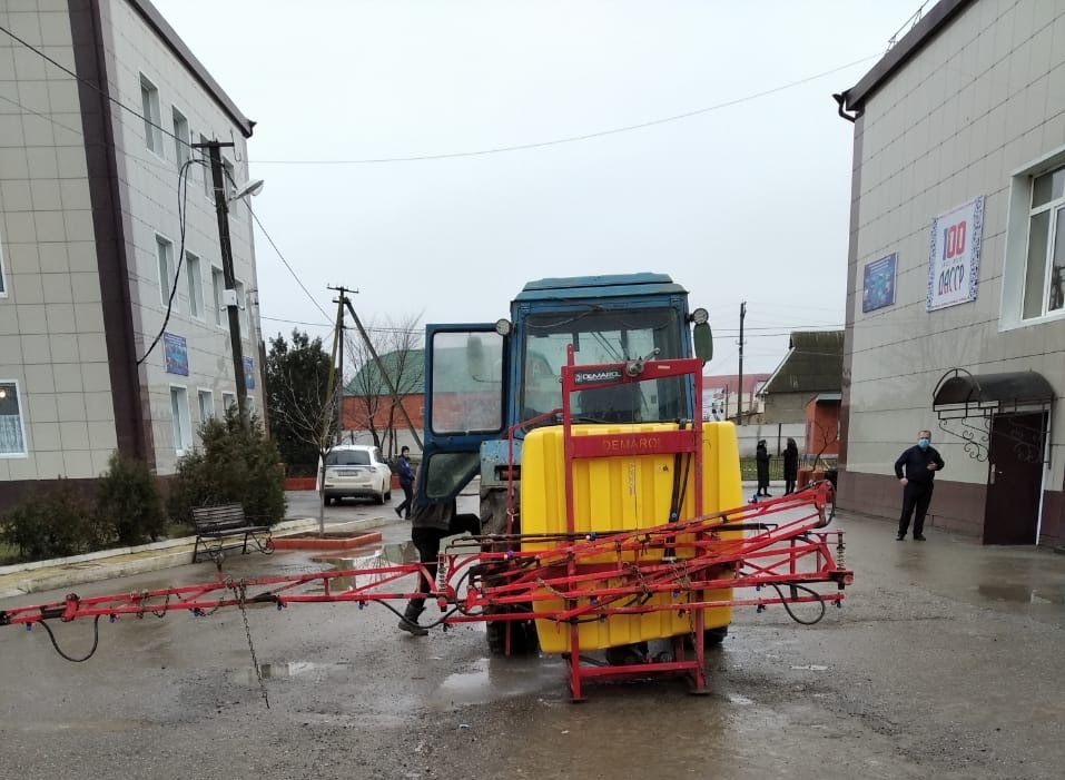 В населенных пунктах Хасавюртовского района продолжаются  дезинфекционные и санитарные мероприятия