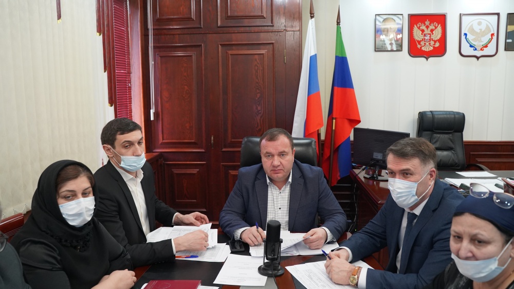 В администрации Хасавюртовского района состоялось  плановое  совещание с главами поселений в режиме ВКС