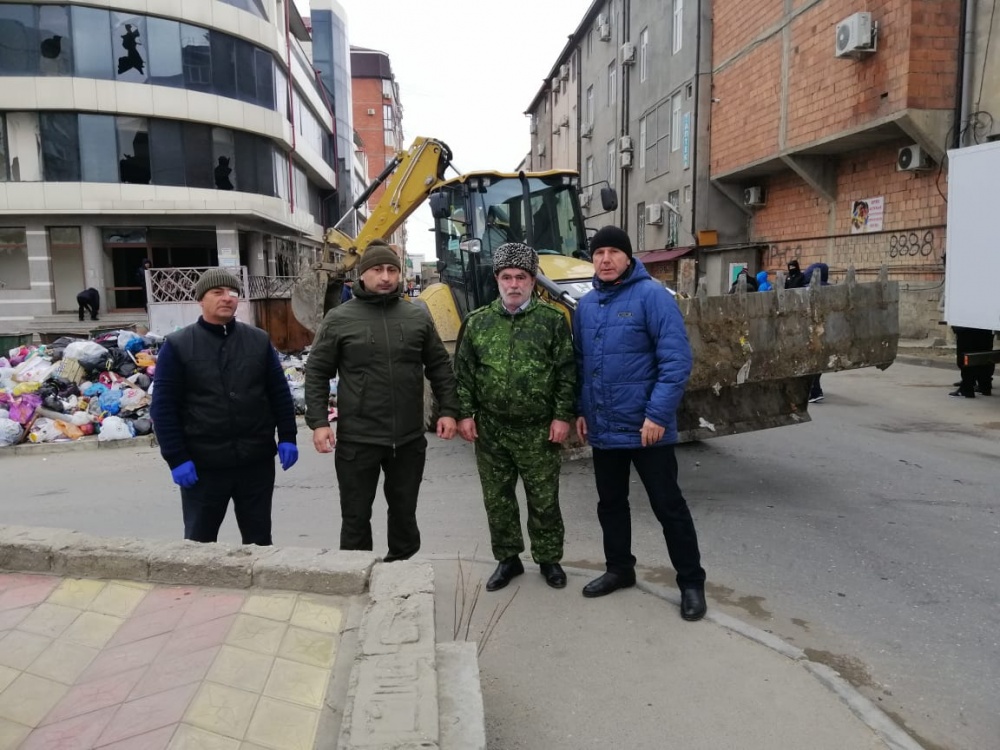 Ветераны афганской войны Хасавюртовского района приняли активное участие в субботнике по санитарной очистке  Махачкалы