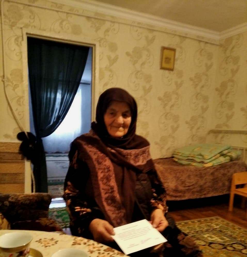 Жительнице Хасавюртовского района вручили Персональное поздравление Президента РФ Владимира Путина