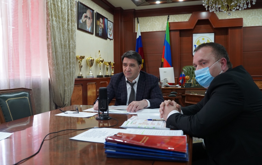 Глава Хасавюртовского района принял участие в работе Правительственного совещания  в режиме видеоконференцсвязи под руководством Сергея Меликова