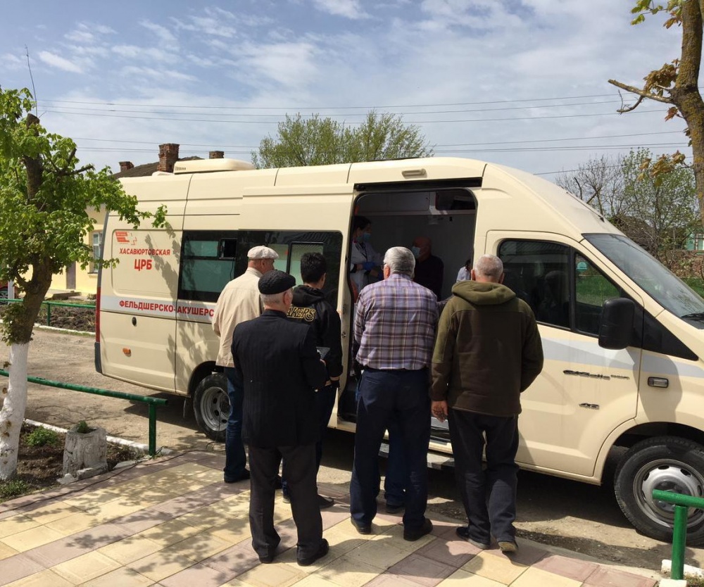 В Хасавюртовском районе продолжается  массовая вакцинация жителей и работников госучреждений