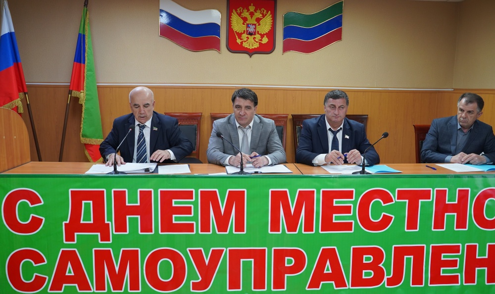 В Хасавюртовском районе состоялась шестая сессия Собрания депутатов муниципального района седьмого созыва