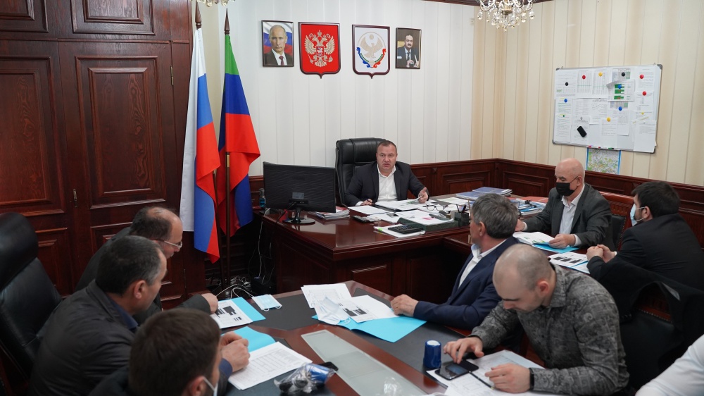 В администрации Хасавюртовского района обсудили актуальные вопросы жизнедеятельности поселений