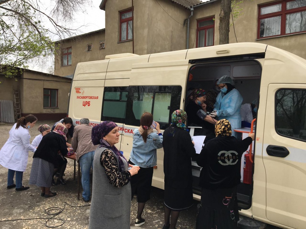 В Хасавюртовском районе наряду с вакцинацией продолжается строгий контроль за соблюдением ограничительных мер