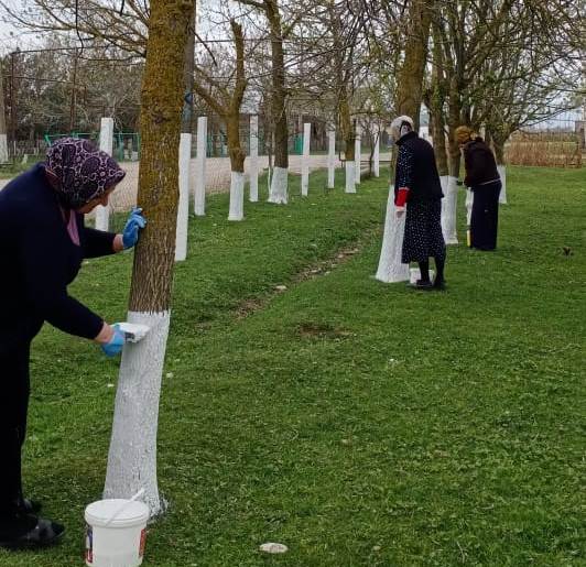 В преддверии праздника Весны и Труда в Хасавюртовском районе прошел традиционный субботник