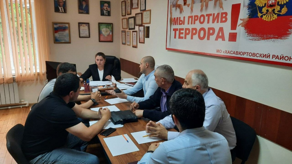 Рабочая группа АТК Хасавюртовского района обсудила ход   профилактической работы с несовершеннолетними детьми