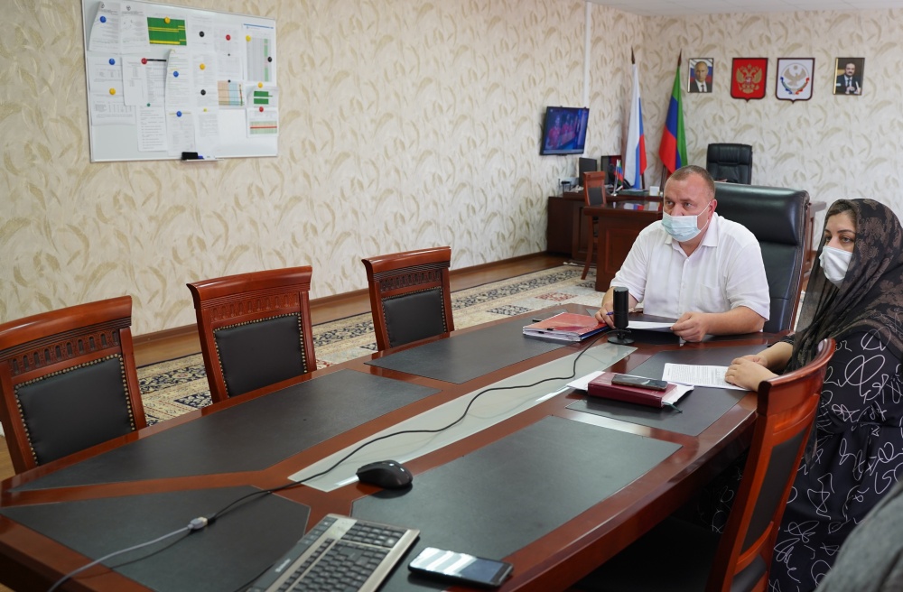 Администрация Хасавюртовского района приняла участие в работе Правительственного совещания  в режиме видеоконференцсвязи под руководством  Манвела Мажонца