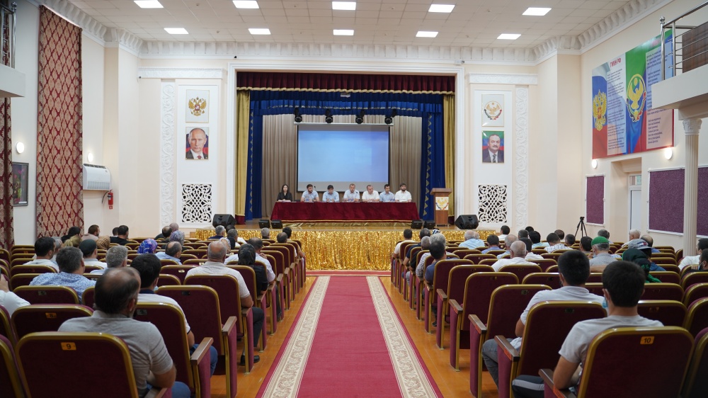 Министерство по земельным и имущественным отношениям и Управление Росреестра РД провели  в Хасавюртовском районе  методический семинар Северной зоны