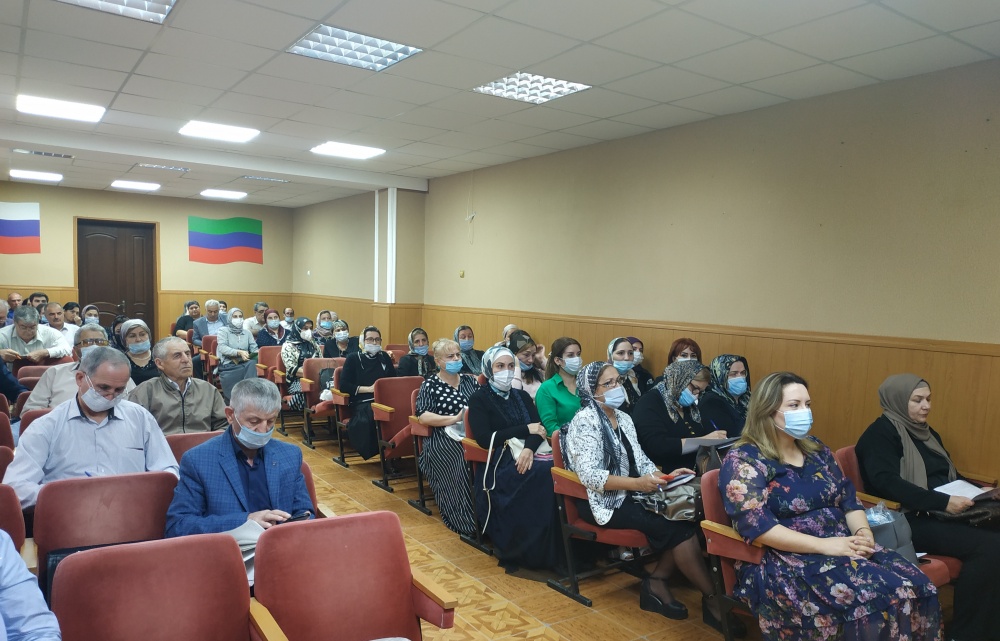 В ЦРБ Хасавюртовского района обсудили актуальные вопросы здравоохранения