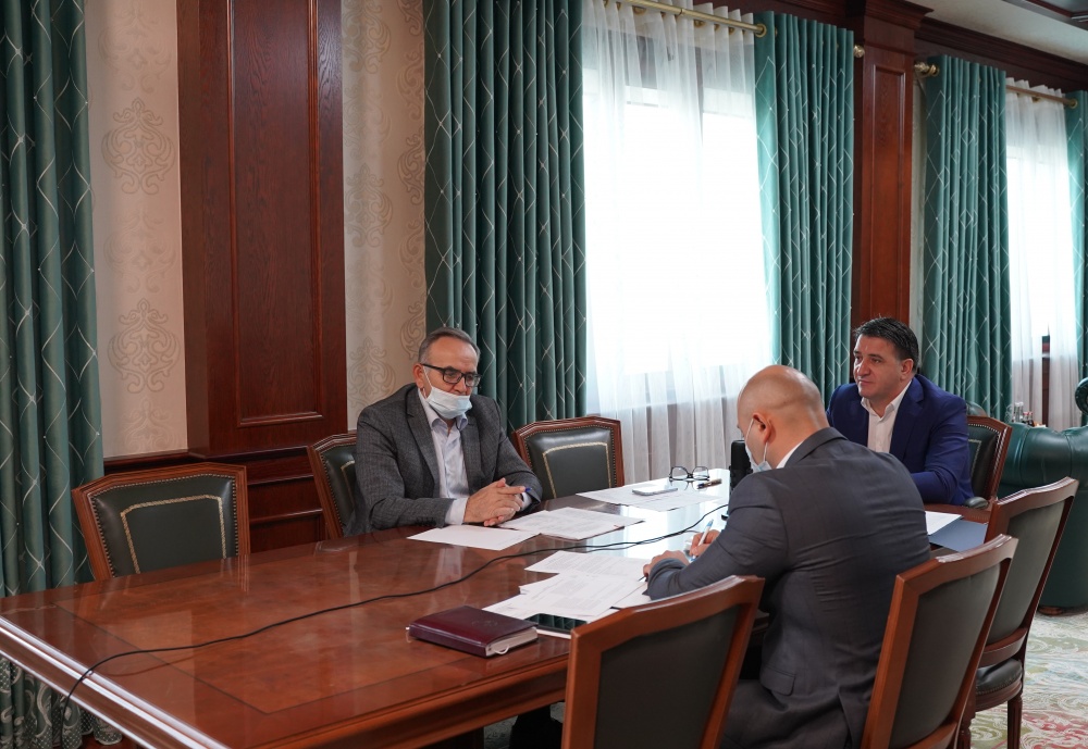 Глава Хасавюртовского района принял участие в работе Правительственного совещания в режиме видеоконференцсвязи под руководством Сергея Меликова