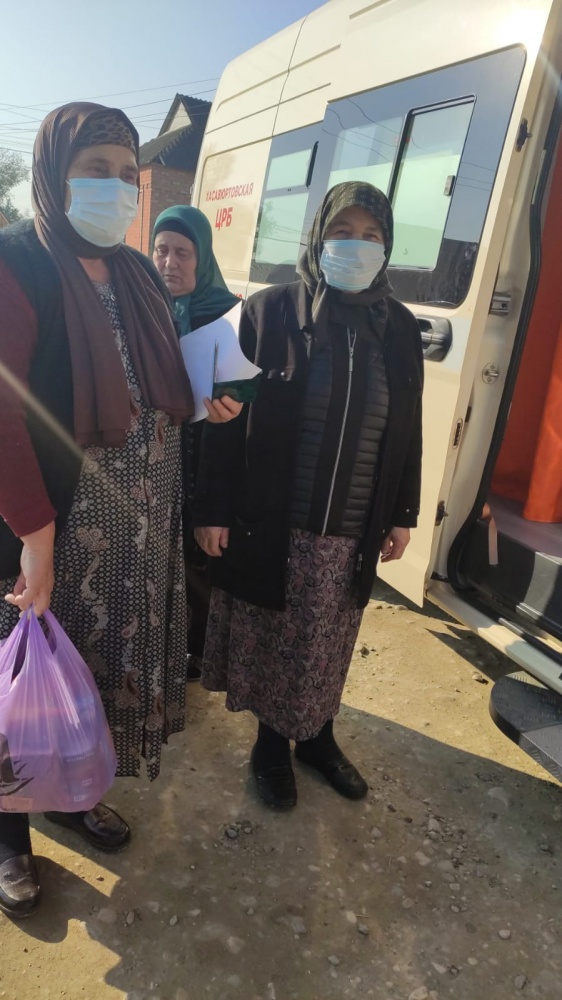 В Хасавюртовском районе активно продолжается вакцинация жителей и отдельных групп граждан по эпидемическим показаниям.