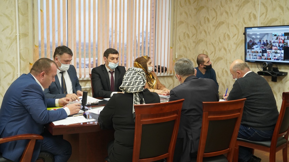 В администрации Хасавюртовского района состоялось очередное  совещание с главами поселений в режиме ВКС