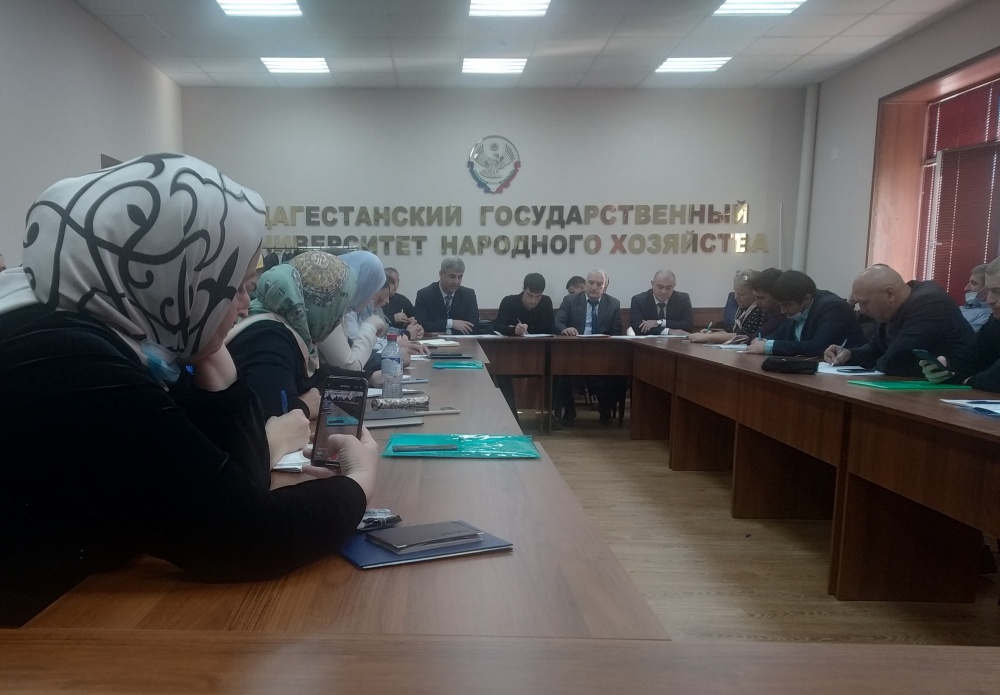 Работники Отдела по антитеррористической работе администрации  Хасавюртовского района  принял участие в Республиканском семинаре по вопросам  противодействия терроризму
