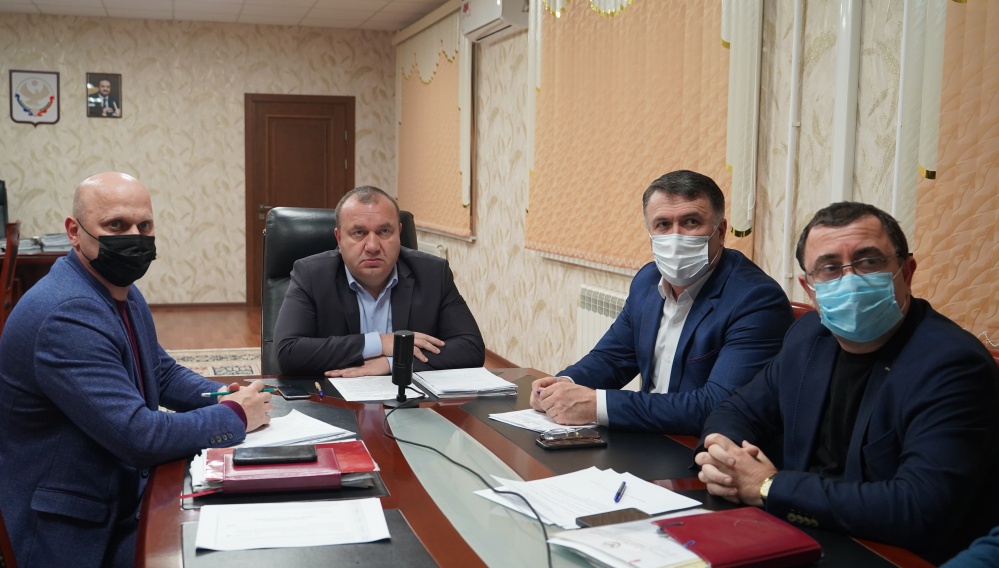 Администрация Хасавюртовского района приняла участие в работе совещания в режиме видеоконференцсвязи Министерства транспорта и дорожного хозяйства РД