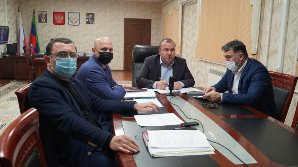 Администрация Хасавюртовского района приняла участие в работе совещания  в режиме видеоконференцсвязи под руководством Манвела Мажонца