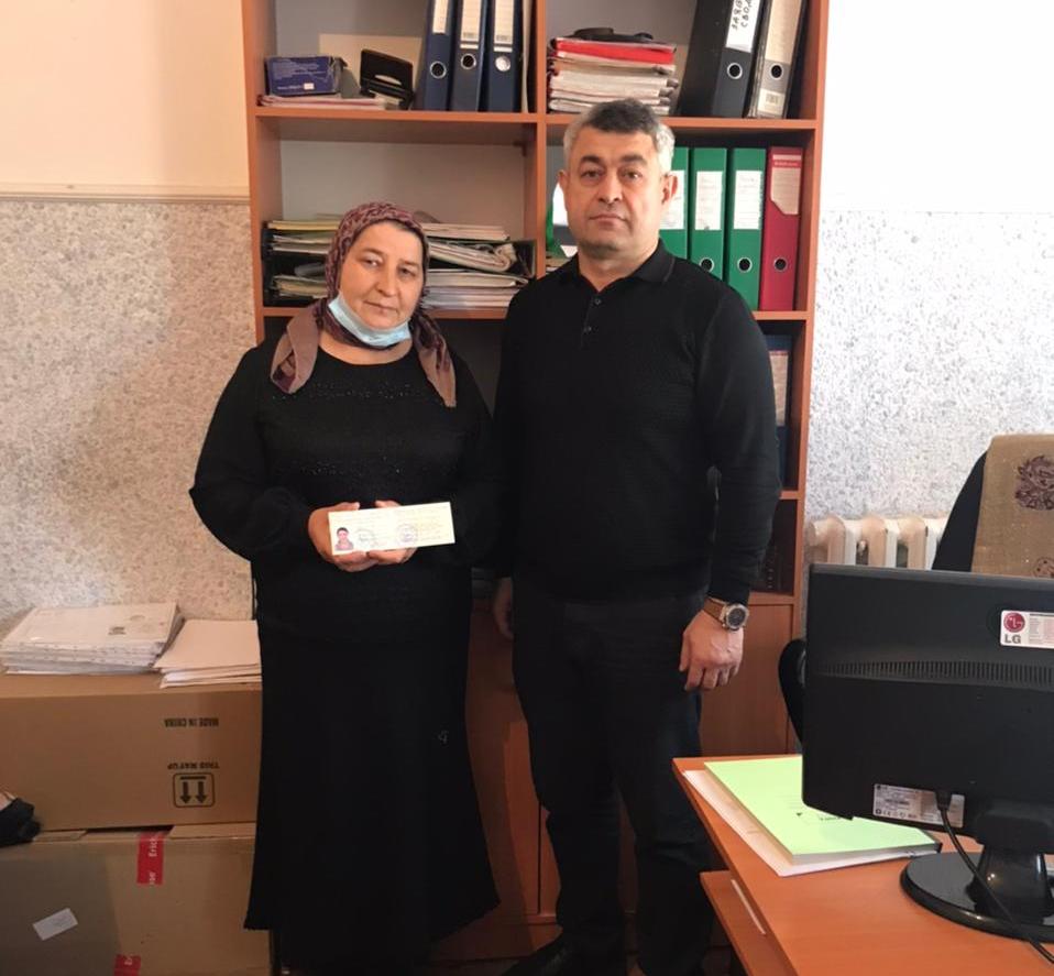 Работник здравоохранения Хасавюртовского района удостоен звания «Ветеран труда»