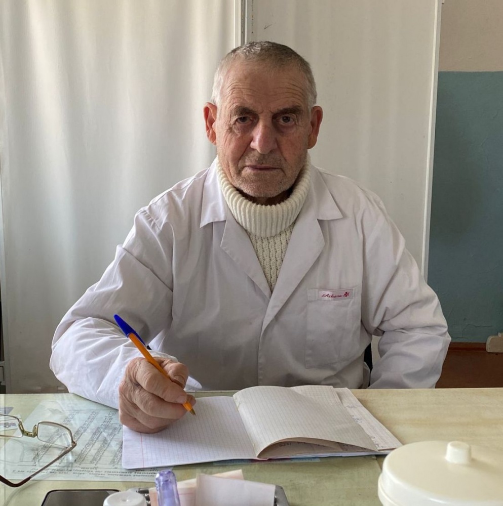Врачи сельских амбулаторий  Хасавюртовского района призывают жителей и своих сверстников пройти вакцинацию