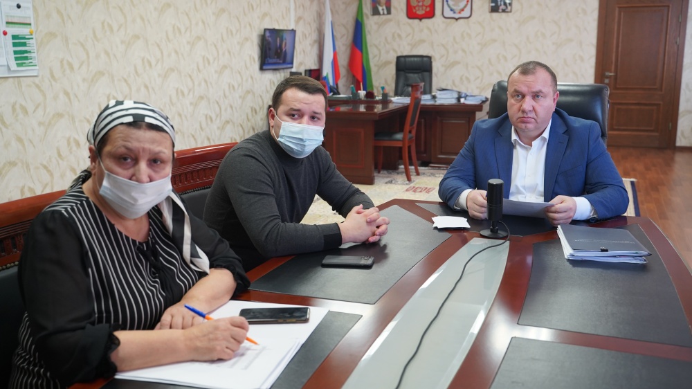 Администрация Хасавюртовского района приняла участие в работе совещания в режиме видеоконференцсвязи Агентства по предпринимательству и инвестициям РД
