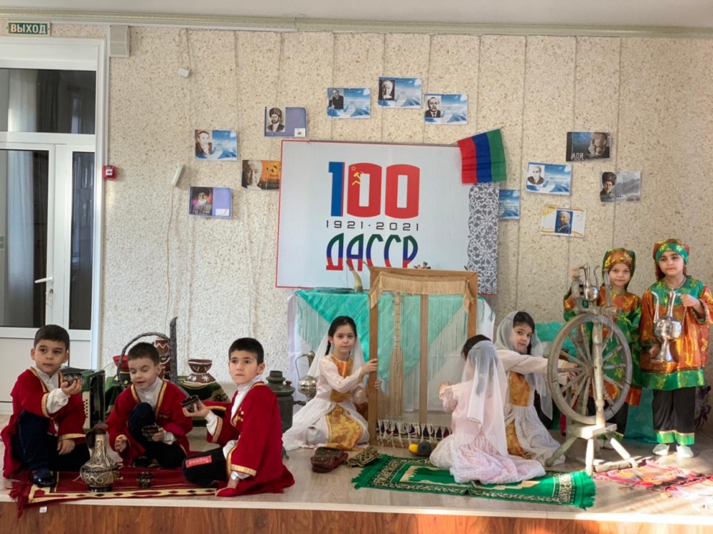 В честь 100 летия ДАССР в Хасавюртовском районе прошли литературно – творческие мероприятия
