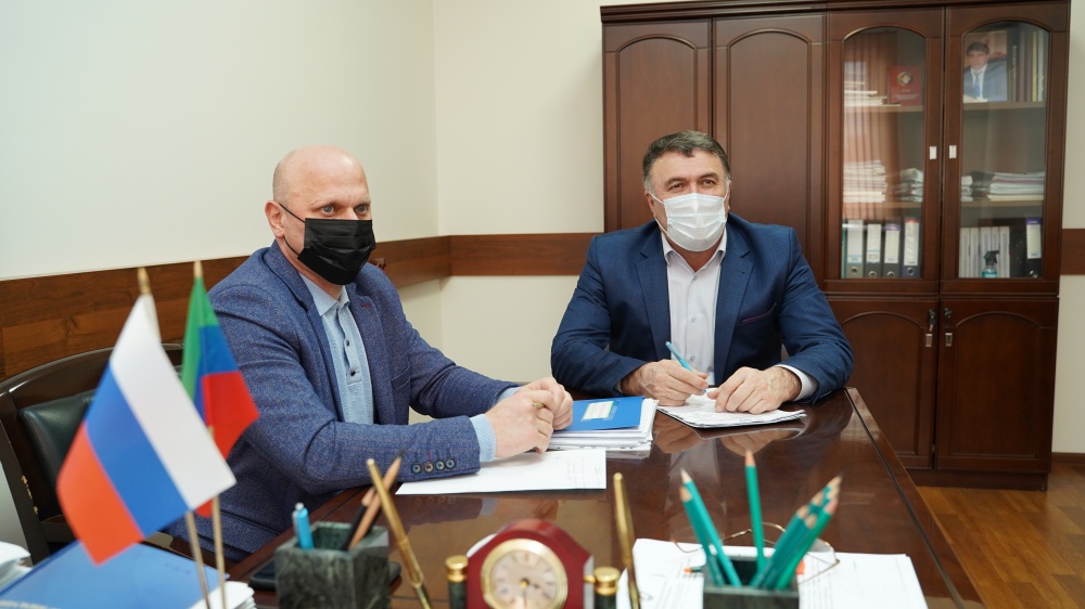 Администрация Хасавюртовского района приняла участие в работе совещания в режиме видеоконференцсвязи Министерства энергетики и ЖКХ РД