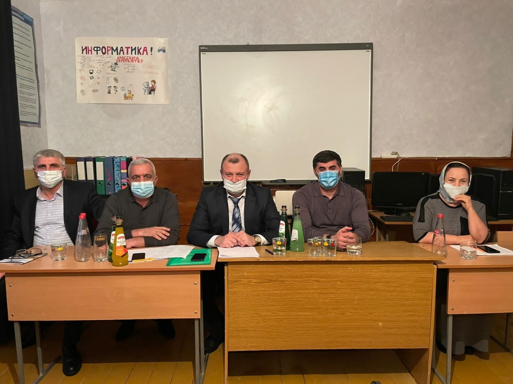 Комиссия РУО Хасавюртовского района проводит выездные комплексные проверки в области образовательного процесса