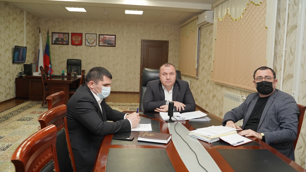 Администрация Хасавюртовского района приняла участие в работе Правительственного совещания  в режиме видеоконференцсвязи под руководством Манвела Мажонца