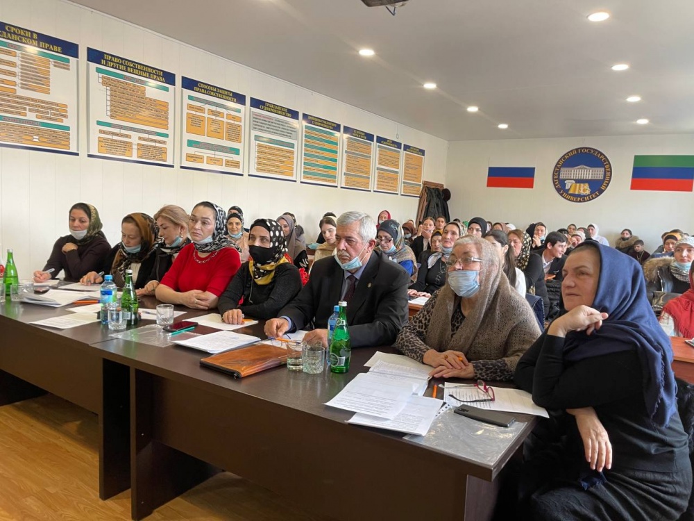 В  школах Хасавюртовского района прошел  конкурс чтецов на родных языках