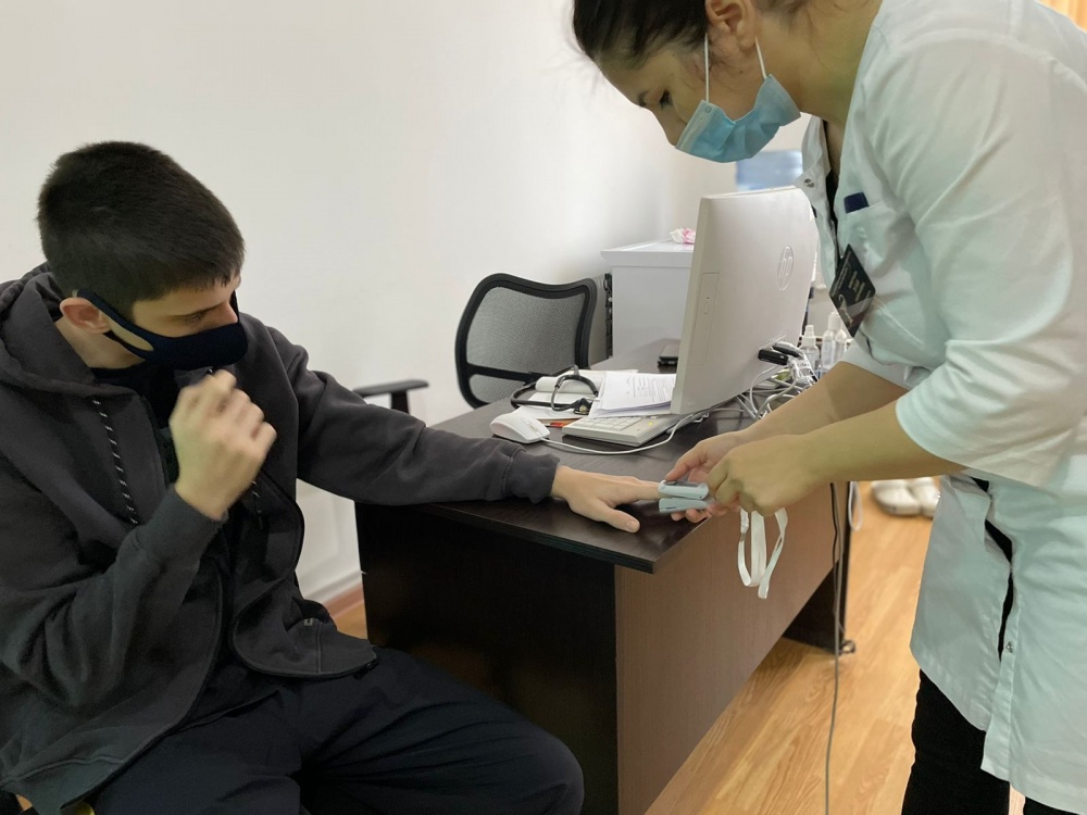 В Хасавюртовском районе к вакцинации приступили  дети  от 12 до 18 лет