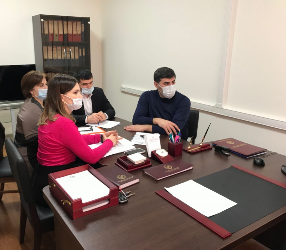 Администрация Хасавюртовского района приняла участие в работе совещания  в режиме видеоконференцсвязи под руководством Манвела Мажонца