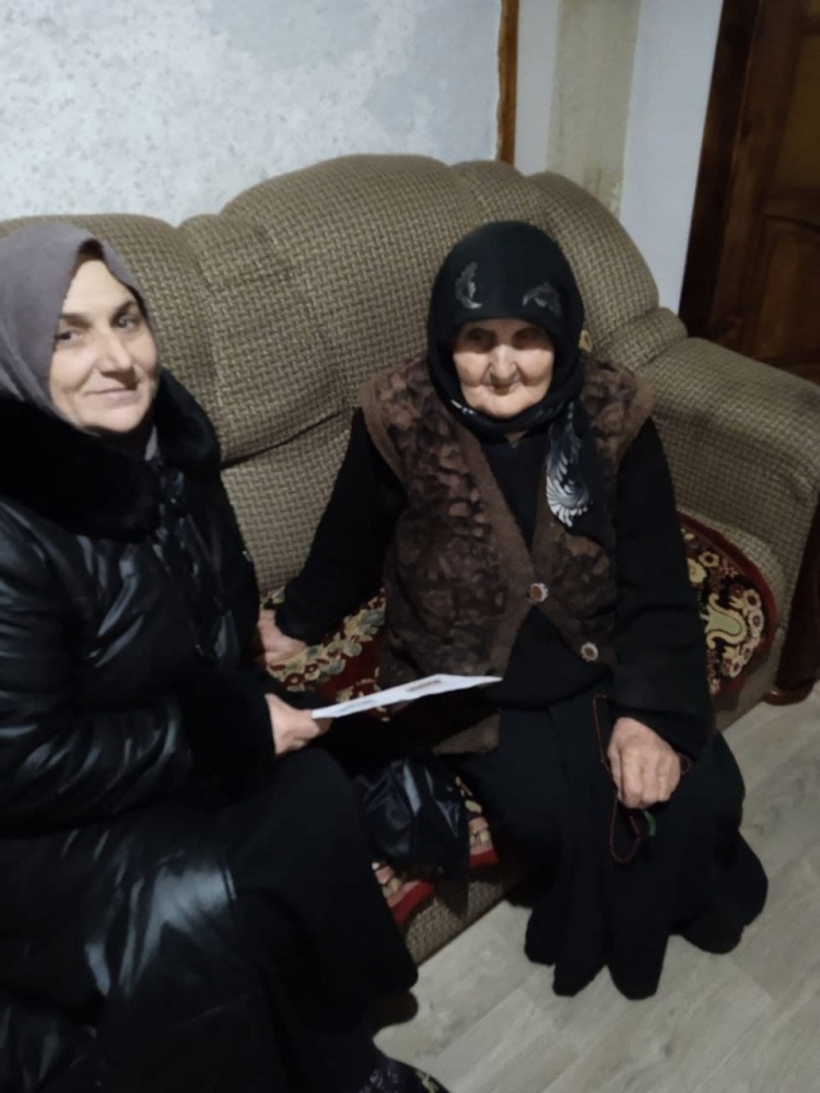 Труженице тыла Хасавюртовского района вручили Персональное поздравление Президента России В.В. Путина