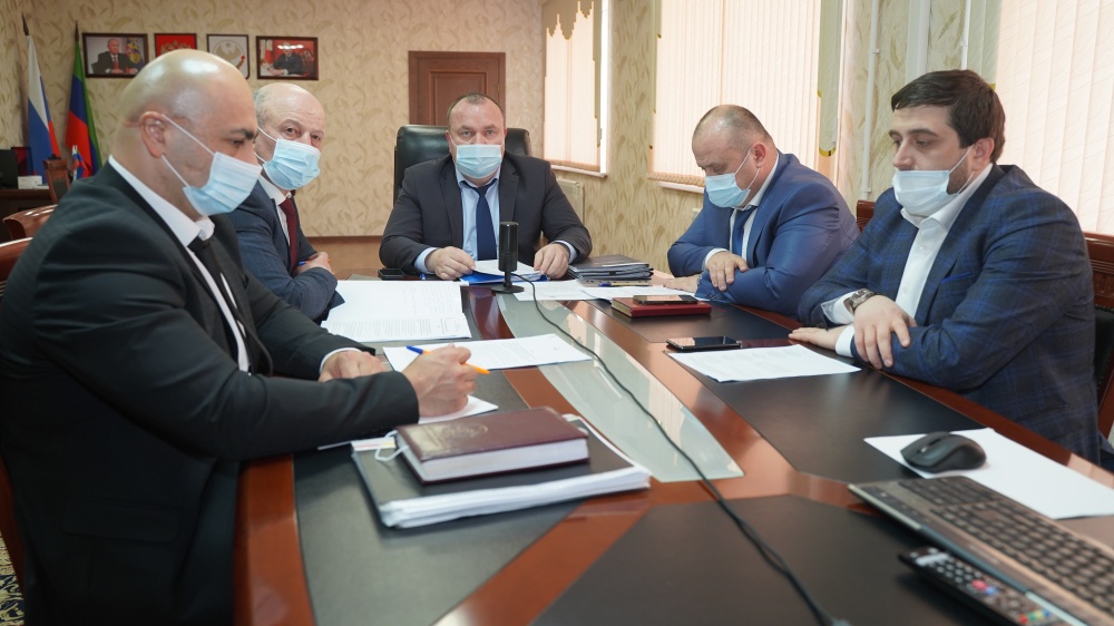 Администрация  Хасавюртовского района приняла участие в работе заседания Республиканской Антинаркотической Комиссии в режиме видеоконференцсвязи под руководством Сергея Меликова