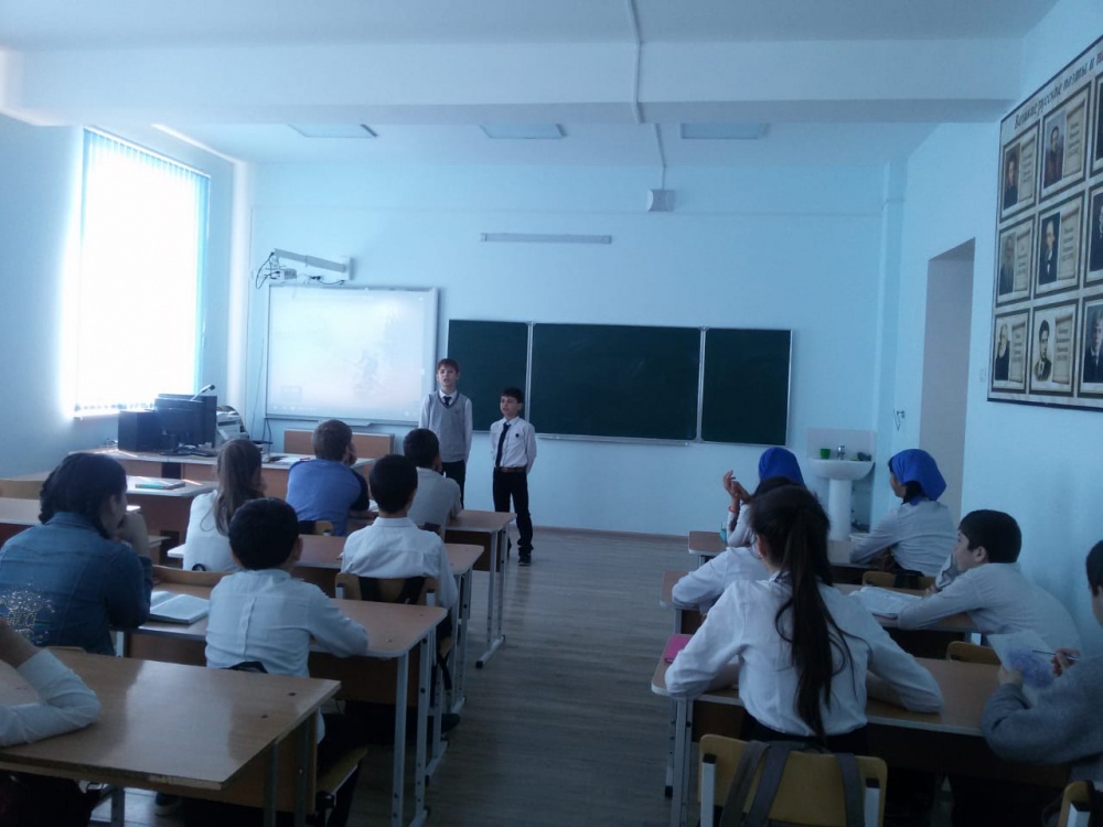 В школах Хасавюртовского района прошли уроки – реконструкции по теме «Без срока давности»