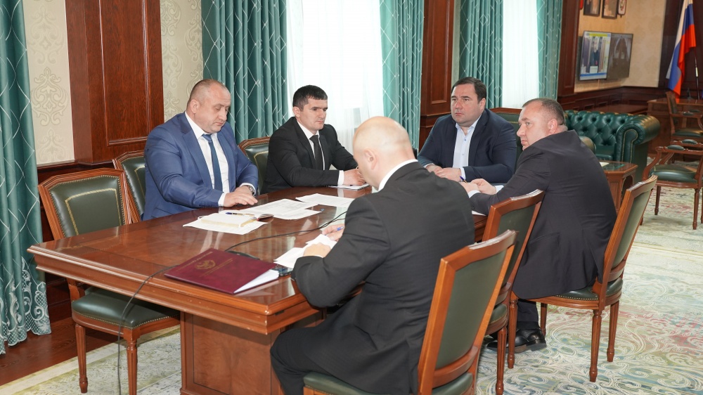 Глава Хасавюртовского района принял участие в работе заседания Оперативного штаба в режиме видеоконференцсвязи под руководством Сергея Меликова