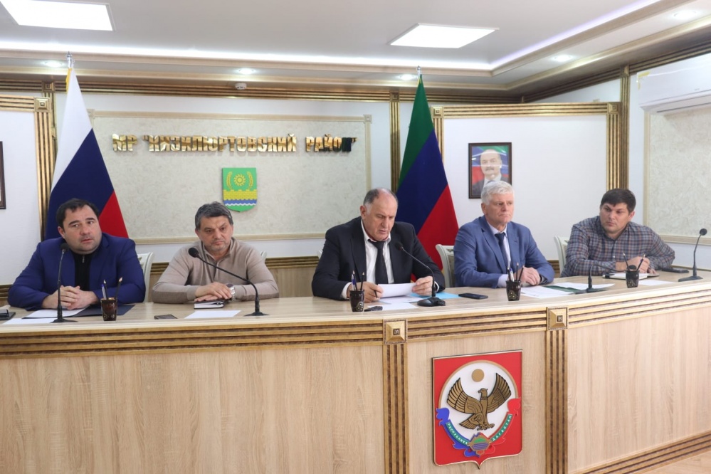 Глава Хасавюртовского района принял участие в работе выездного Правительственного совещания под руководством Абдулмуслима Абдулмуслимова
