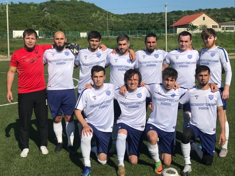В очередном туре Чемпионата Дагестана футбольная команда Хасавюртовского района крупно обыграла команду Дербента