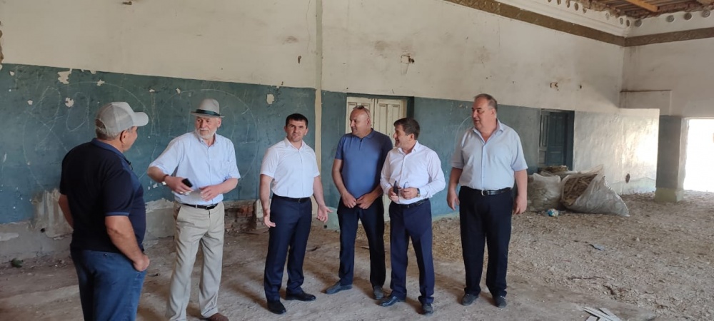 В учреждениях культуры  и здравоохранения Хасавюртовского района продолжаются  капремонты в рамках реализации федеральной программы